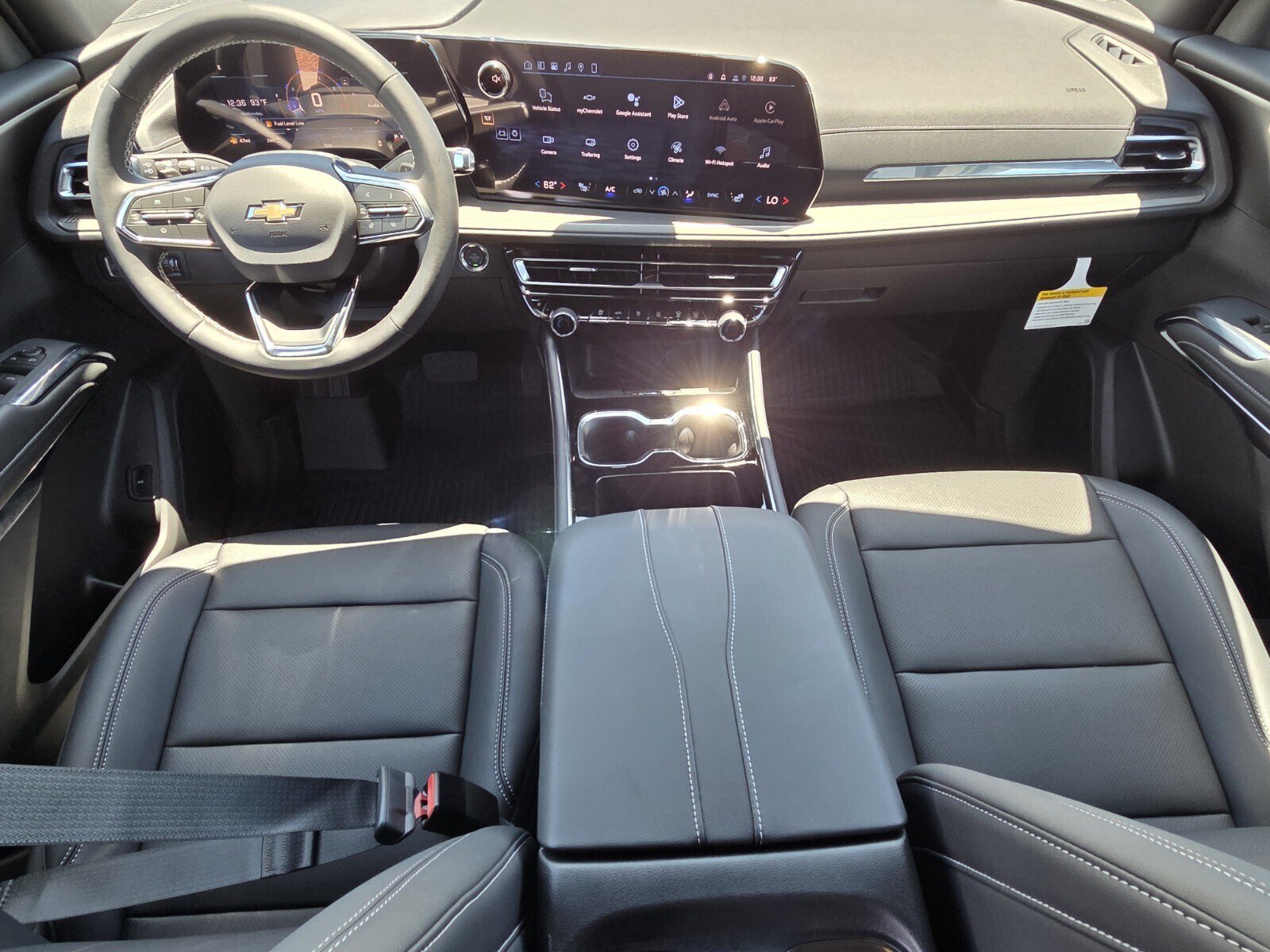 New 2026 Chevrolet Traverse LT w/ Driver Confidence Package AWD/4WD image 8