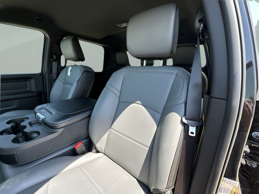 New 2026 RAM 3500 Tradesman AWD/4WD image 26