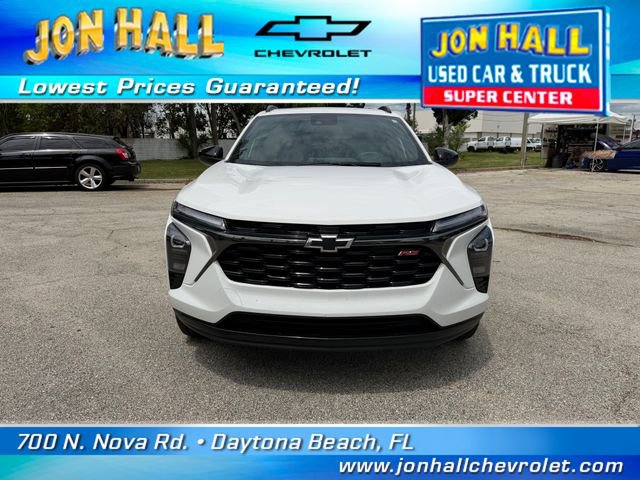 Used 2024 Chevrolet Trax RS w/ Sunroof Package FWD image 17