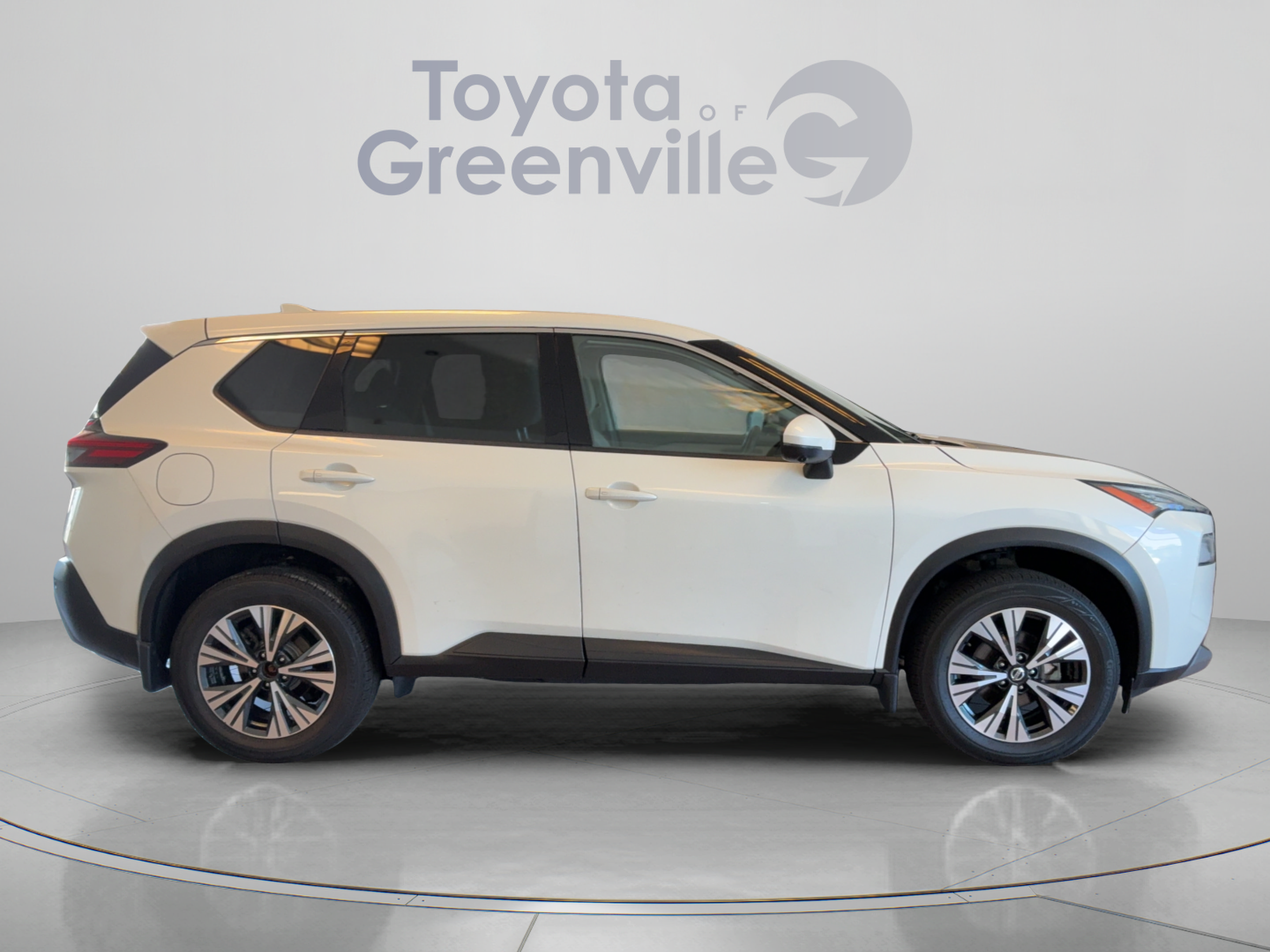 Used 2021 Nissan Rogue SV AWD/4WD image 7
