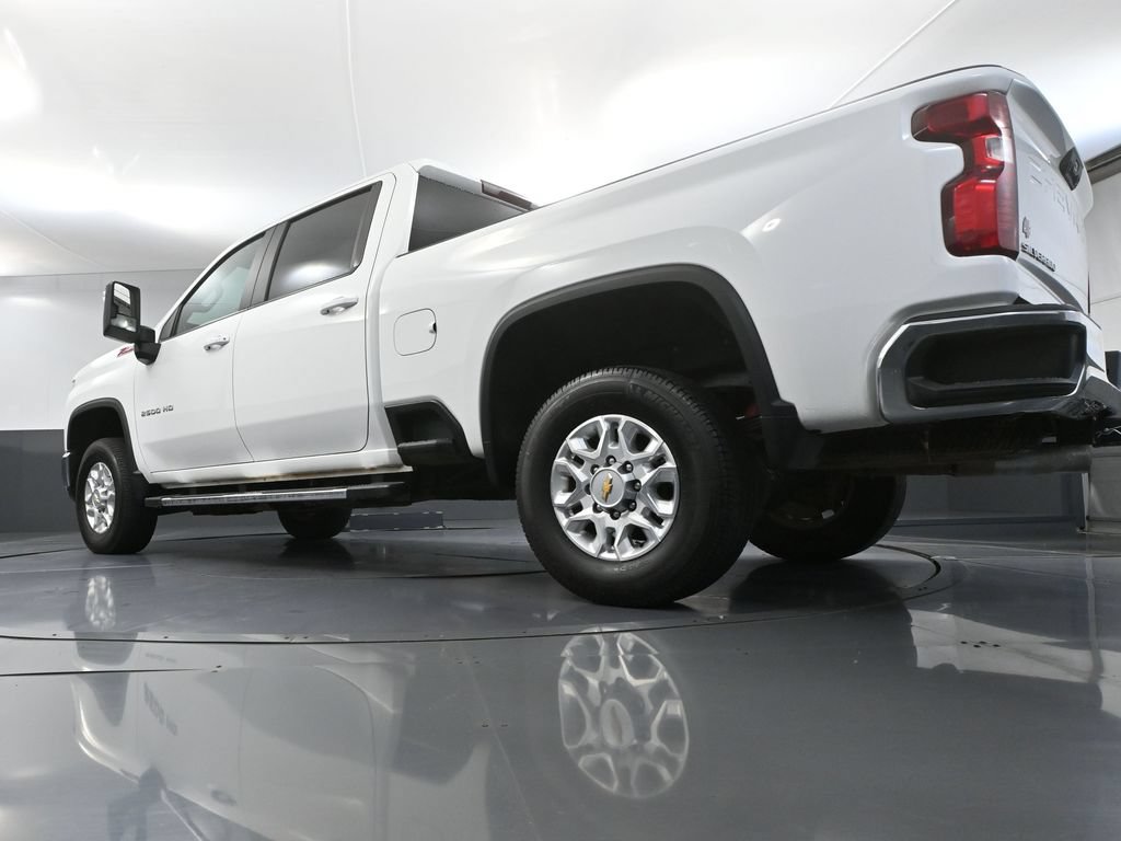 Used 2025 Chevrolet Silverado 2500 LT AWD/4WD image 40