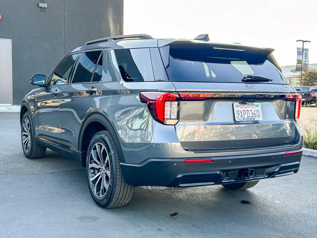 Used 2026 Ford Explorer ST-Line RWD image 9