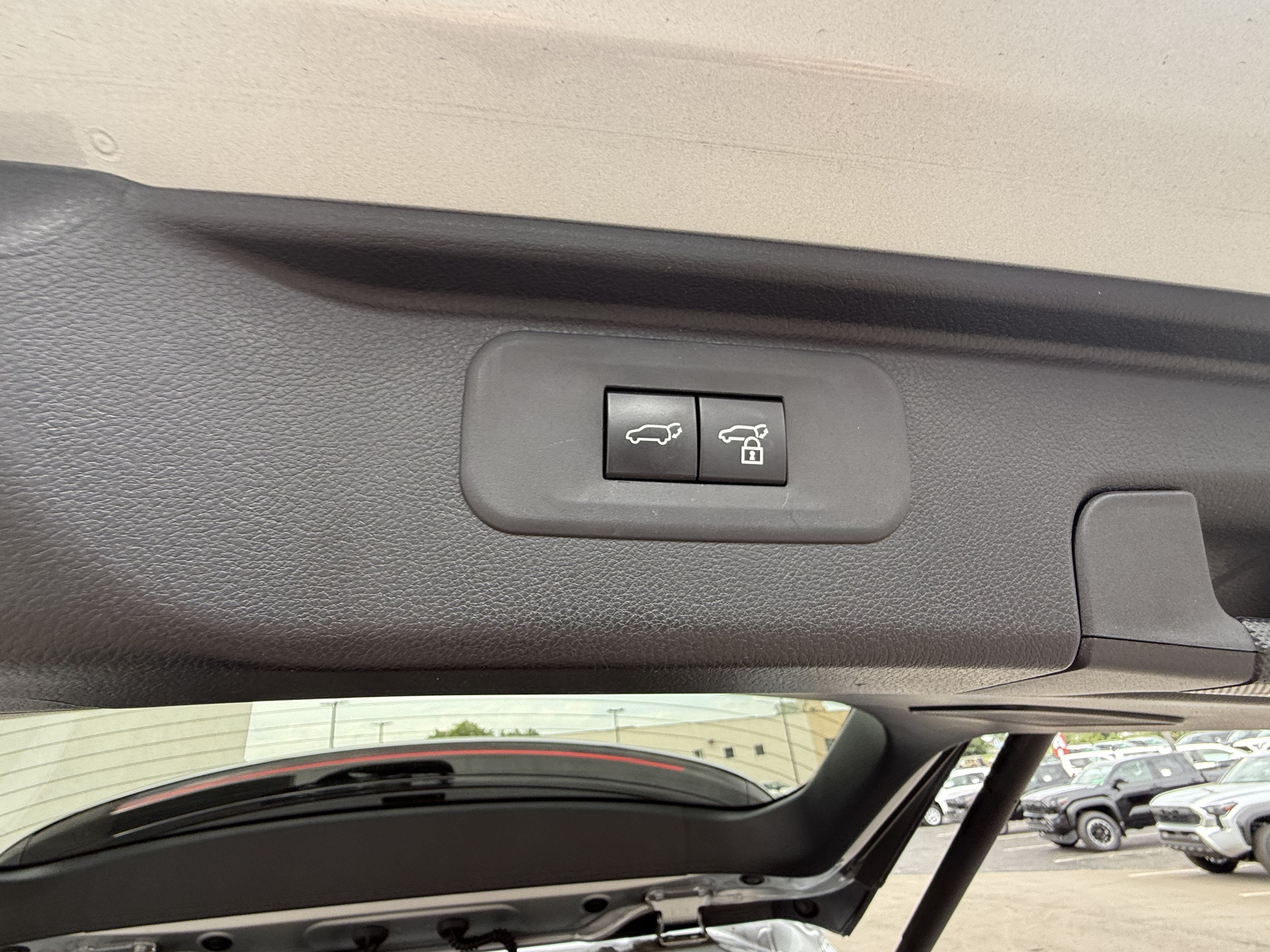 Certified 2024 Toyota Grand Highlander AWD image 27