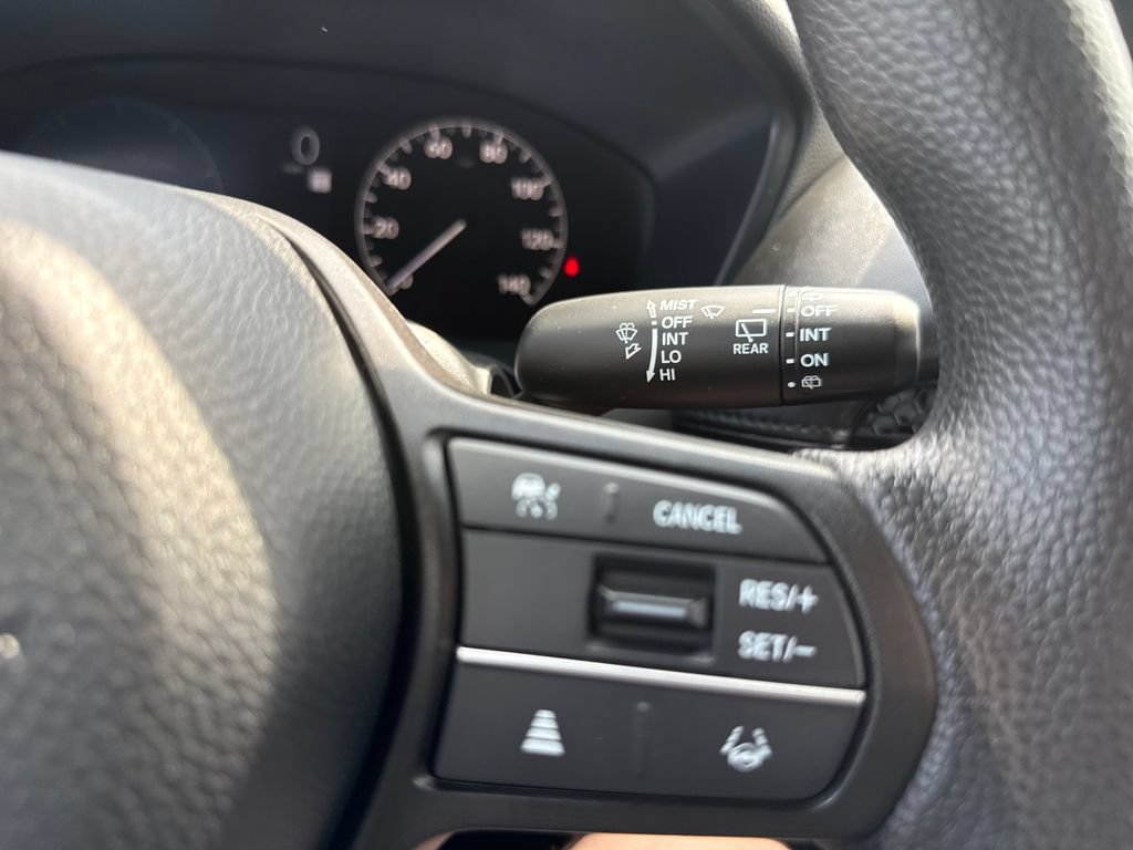Certified 2025 Honda HR-V LX image 25