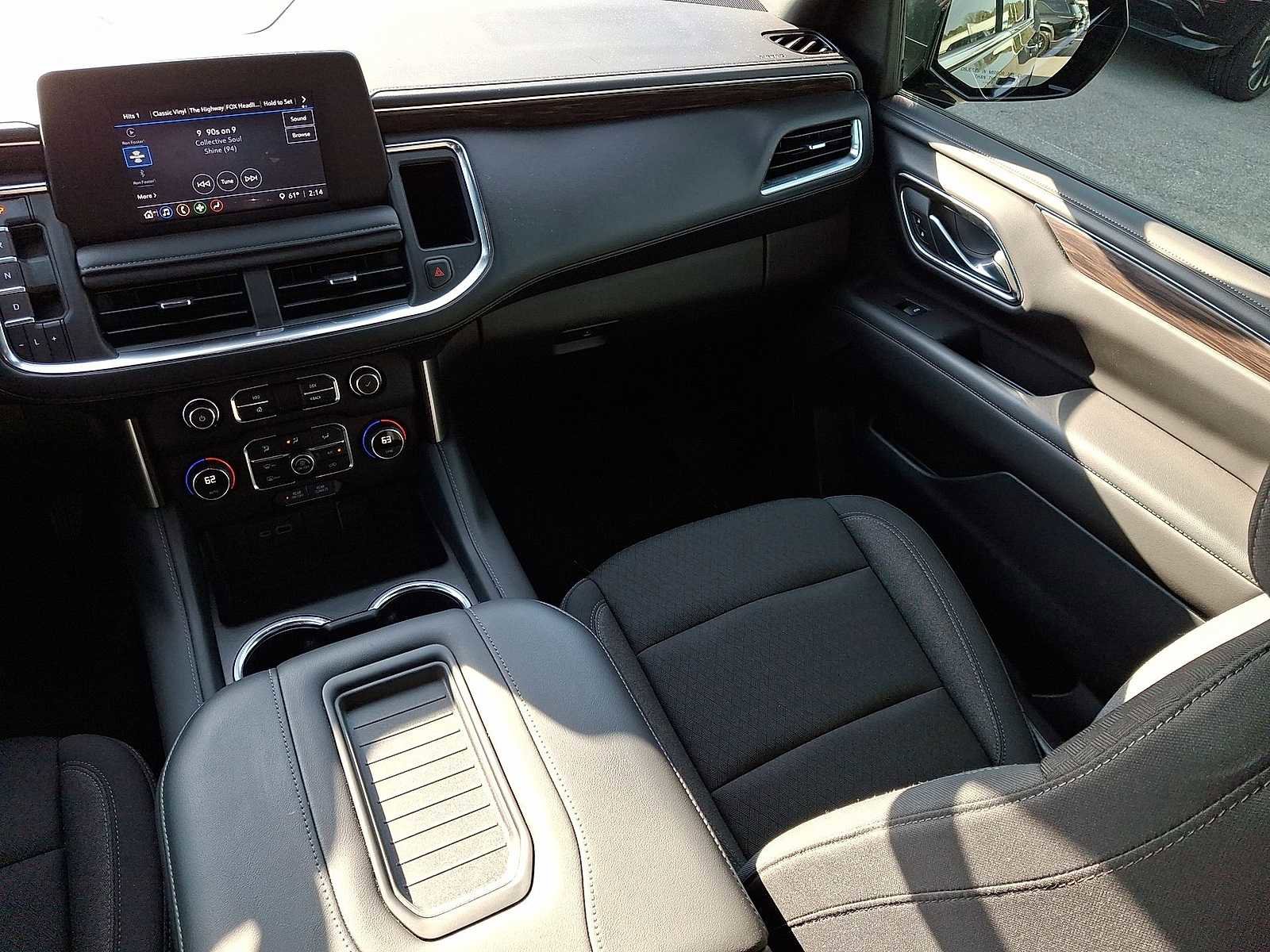 Certified 2024 Chevrolet Suburban LS image 12