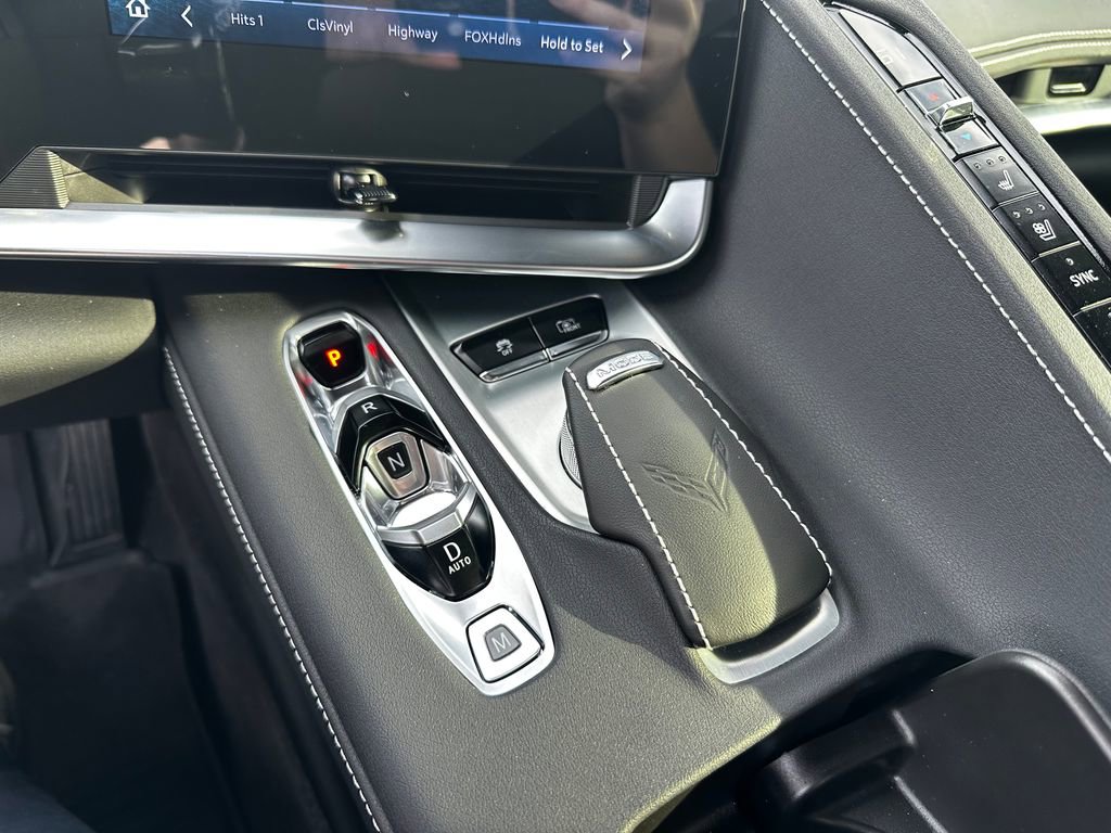 Used 2025 Chevrolet Corvette Stingray Preferred Cpe w/ 2LT image 54