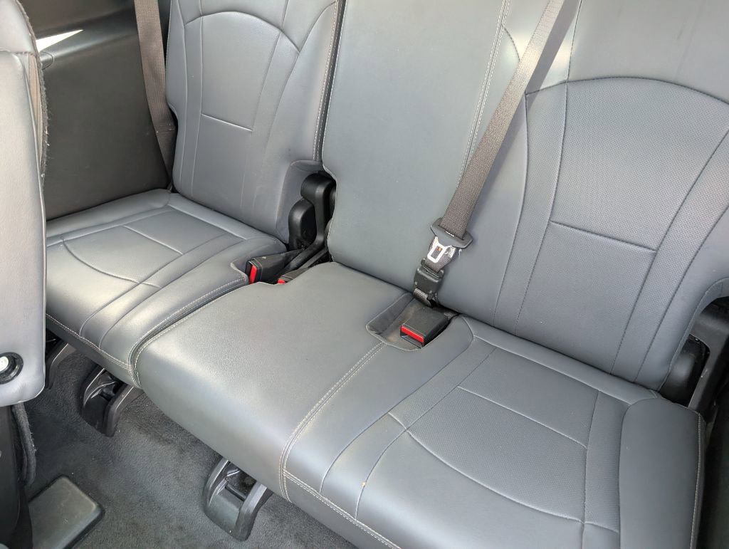 Used 2019 Buick Enclave Essence FWD image 10