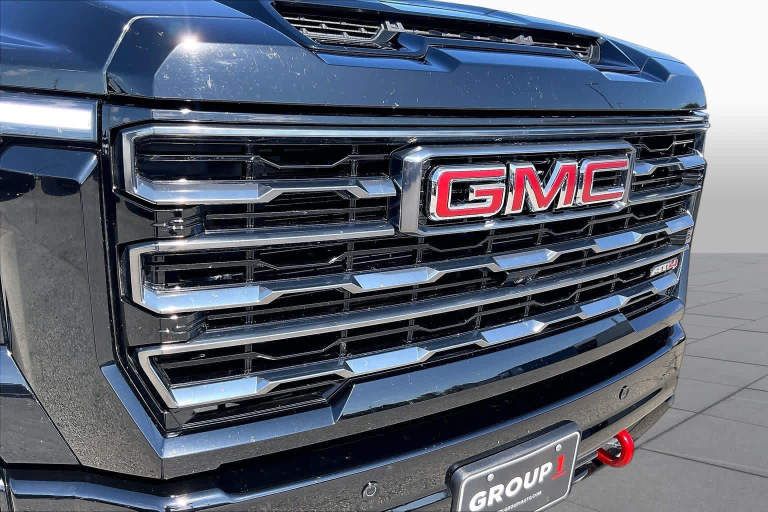Used 2024 GMC Sierra 3500 AT4 w/ AT4 Premium Plus Package AWD/4WD image 30