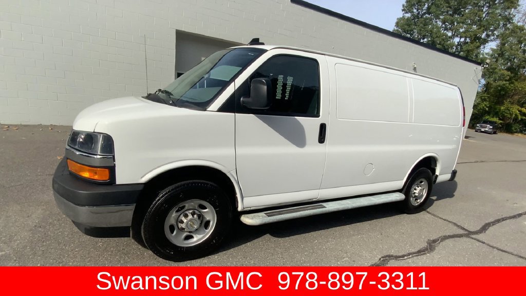 Certified 2024 Chevrolet Express 2500 w/ Driver Convenience Package RWD image 4