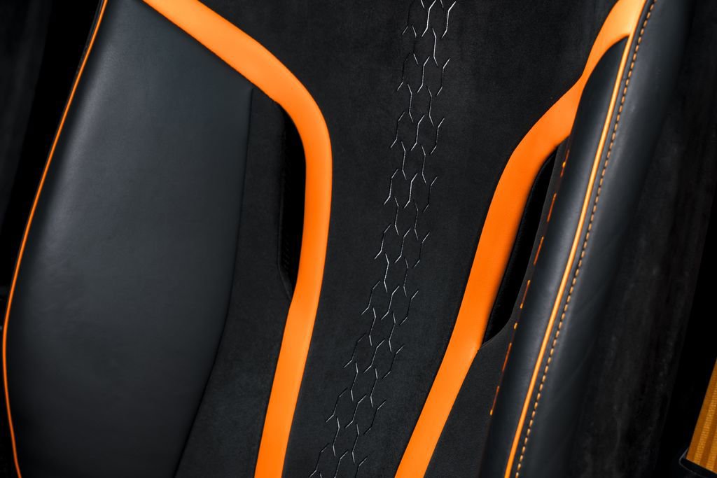 Used 2023 Lamborghini Huracan Tecnica image 21