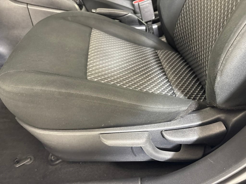 Used 2021 Nissan Versa S FWD image 15