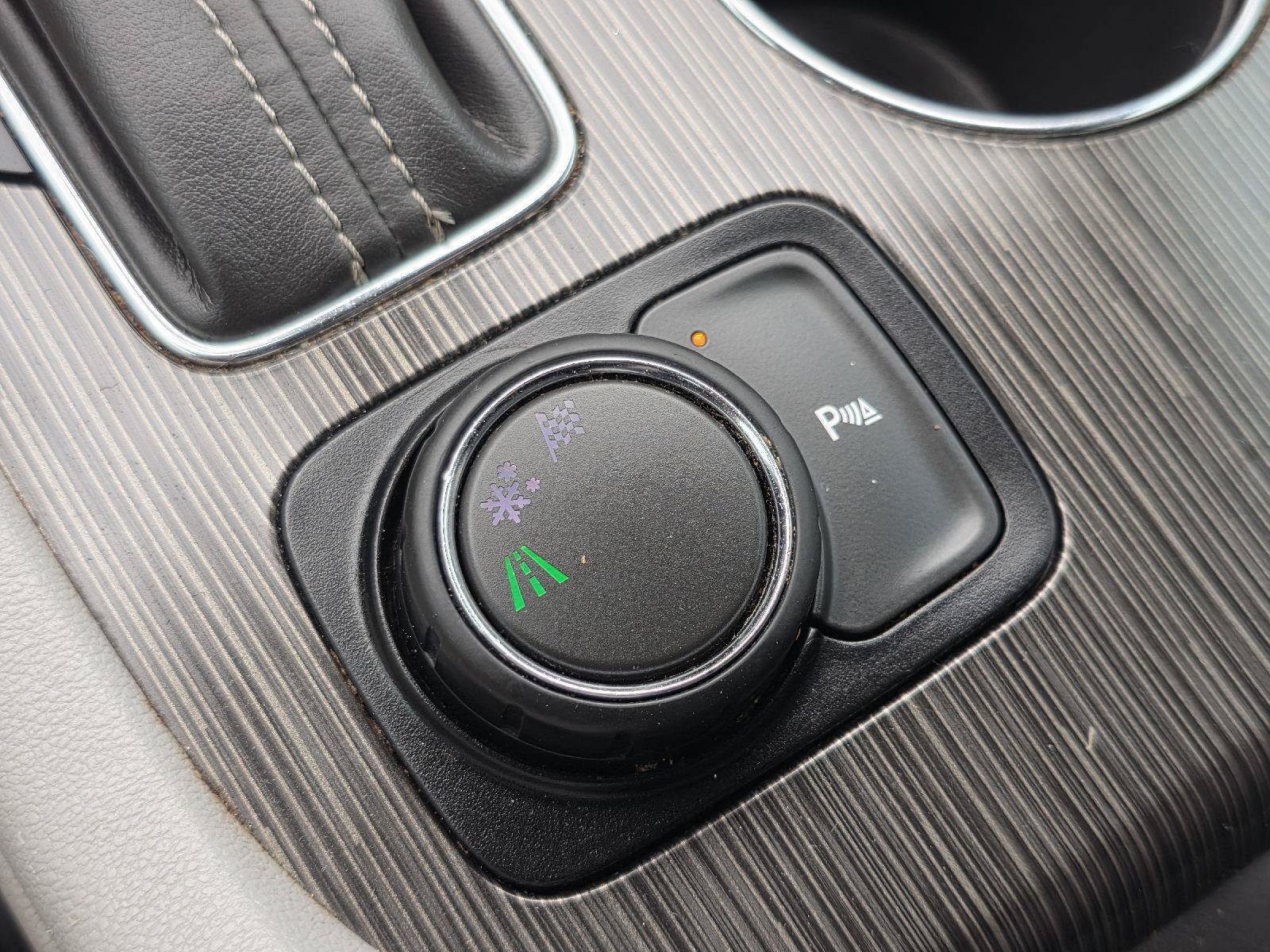 Used 2019 GMC Acadia SLT FWD image 19