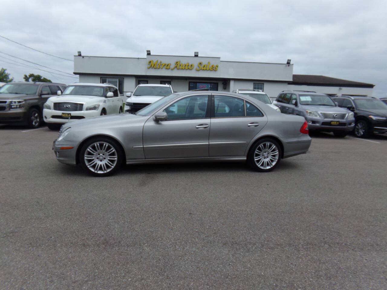 Used 2008 Mercedes-Benz E 350 4MATIC Sedan
