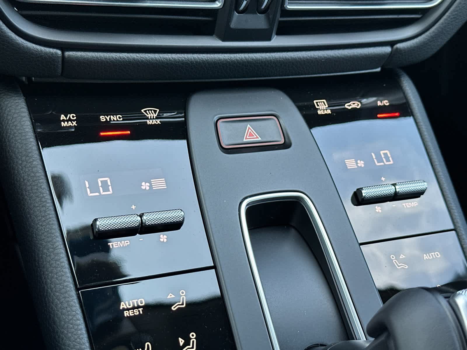 New 2026 Porsche Macan AWD/4WD image 23