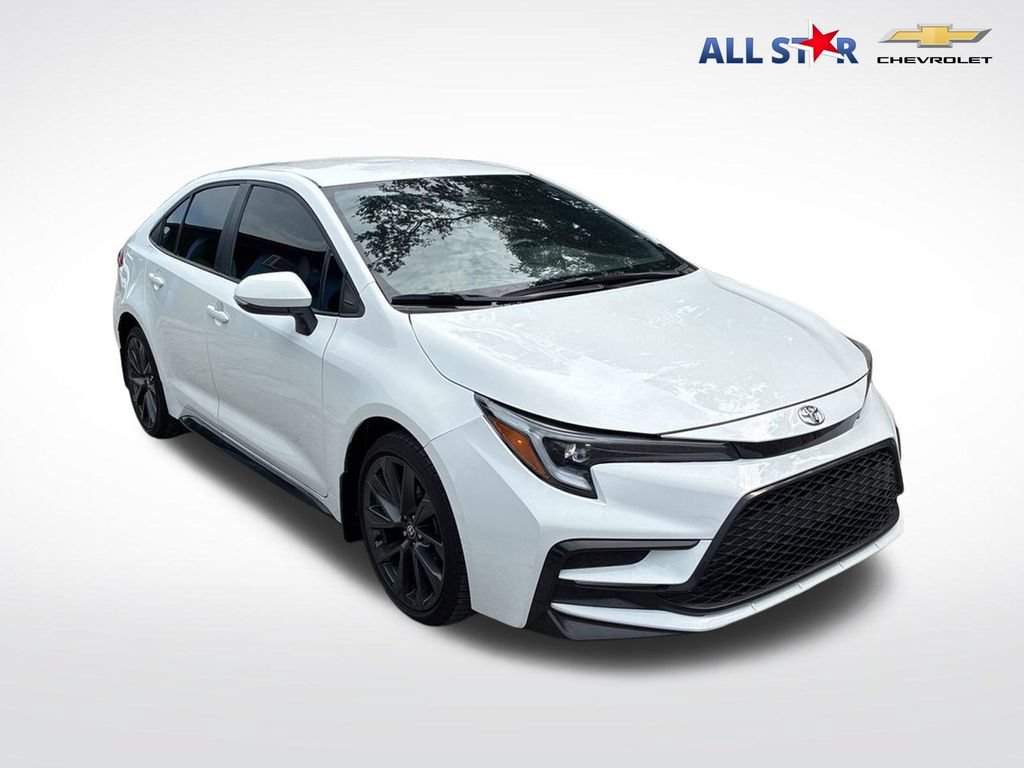 Used 2024 Toyota Corolla SE