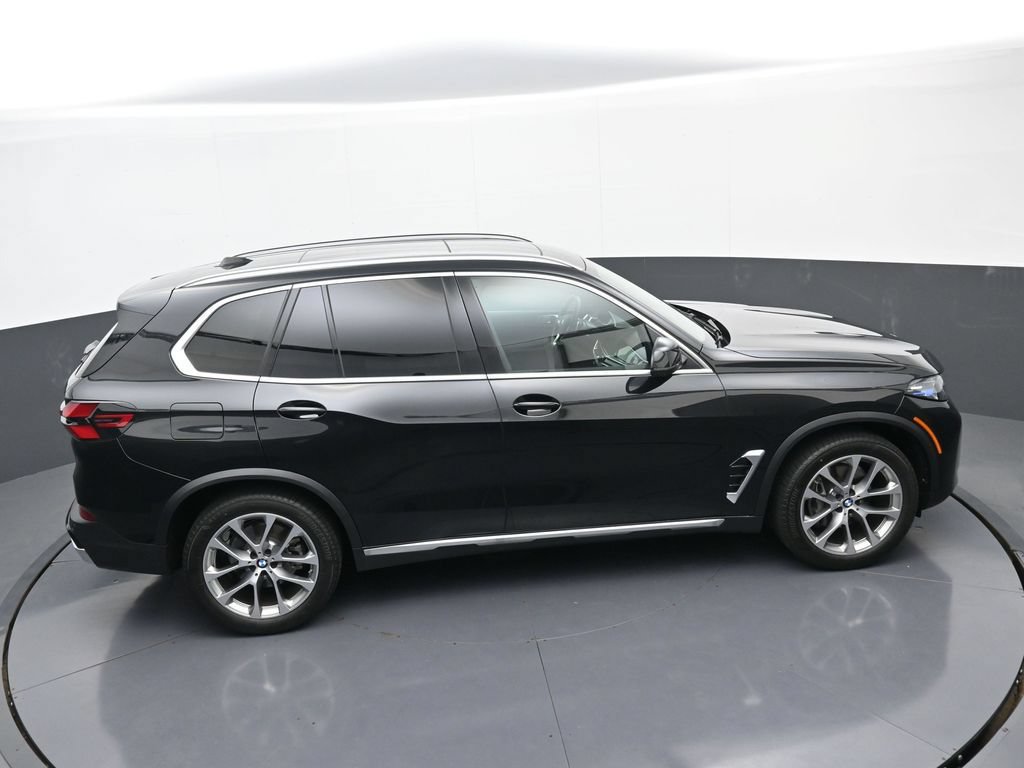 Used 2026 BMW X5 xDrive40i AWD/4WD image 37