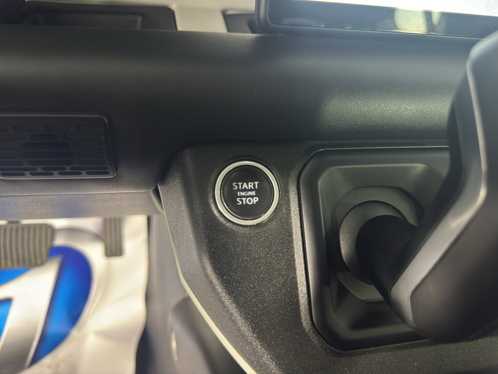 Used 2020 Land Rover Defender 110 HSE AWD/4WD image 18