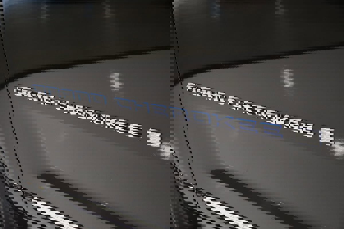 Used 2023 Jeep Grand Cherokee Summit image 84