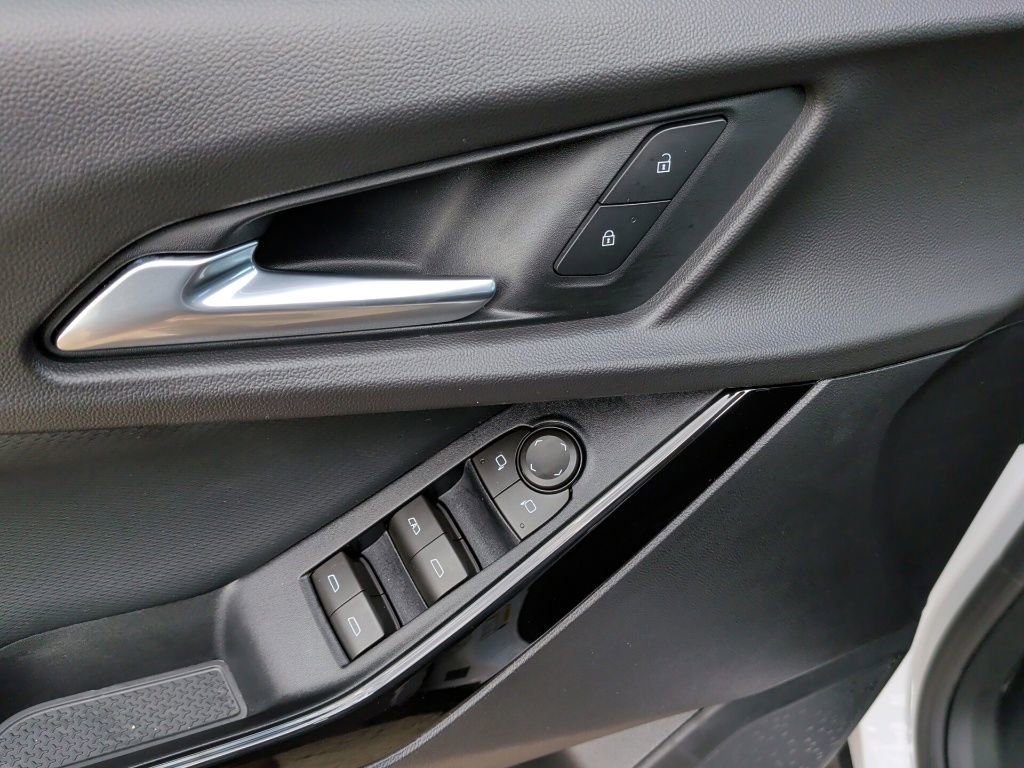 New 2026 Chevrolet Equinox LT w/ Safety and Technology Package image 11