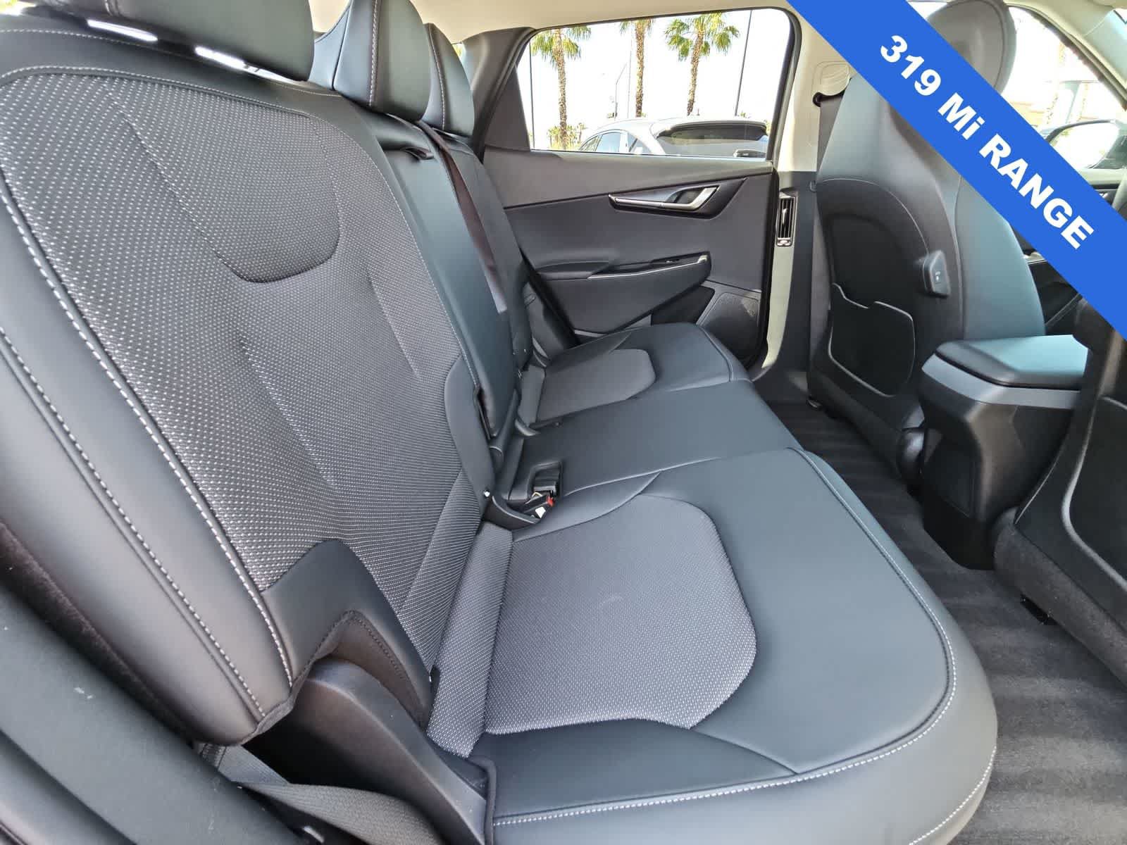 Used 2025 Kia EV6 Light w/ Light LR Technology Package RWD image 17