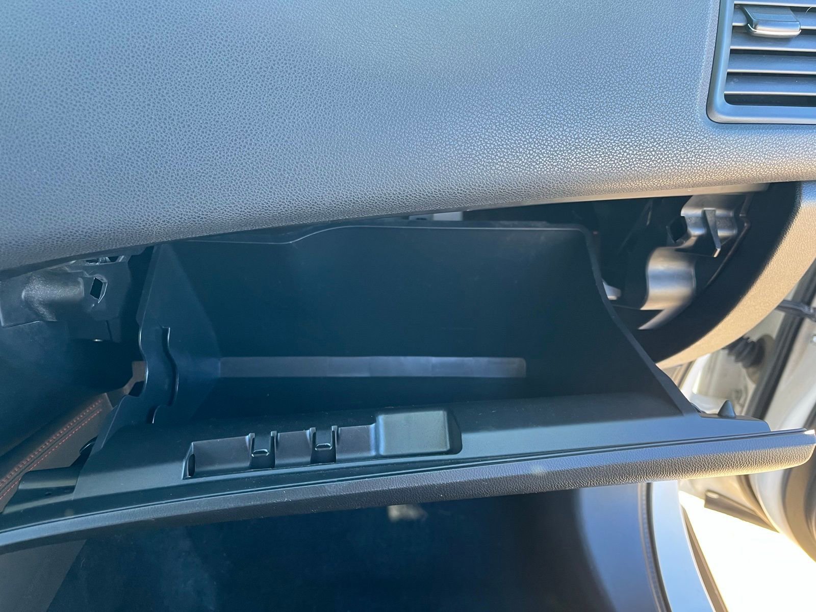 Used 2018 Mitsubishi Outlander Sport ES AWD/4WD image 33
