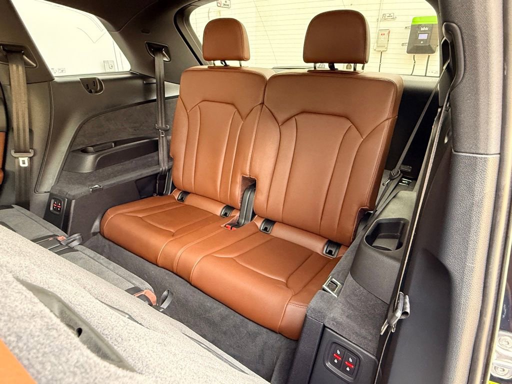 Used 2018 Audi Q7 3.0T Premium Plus image 22