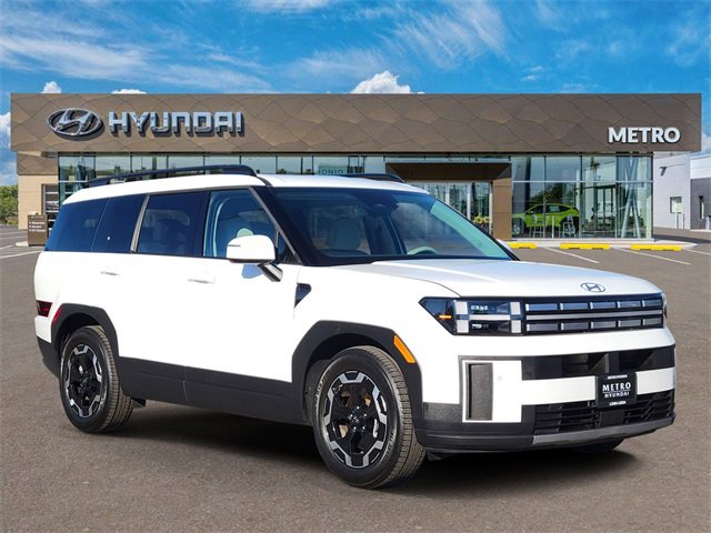 Used 2025 Hyundai Santa Fe SEL image 1