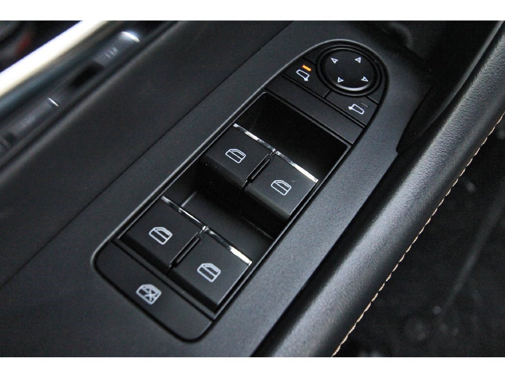 Used 2026 MAZDA CX-90 3.3 Turbo w/ Preferred Package AWD/4WD image 19