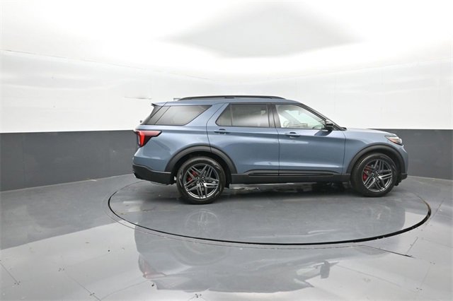 New 2026 Ford Explorer ST w/ Sun And Sound Package image 8