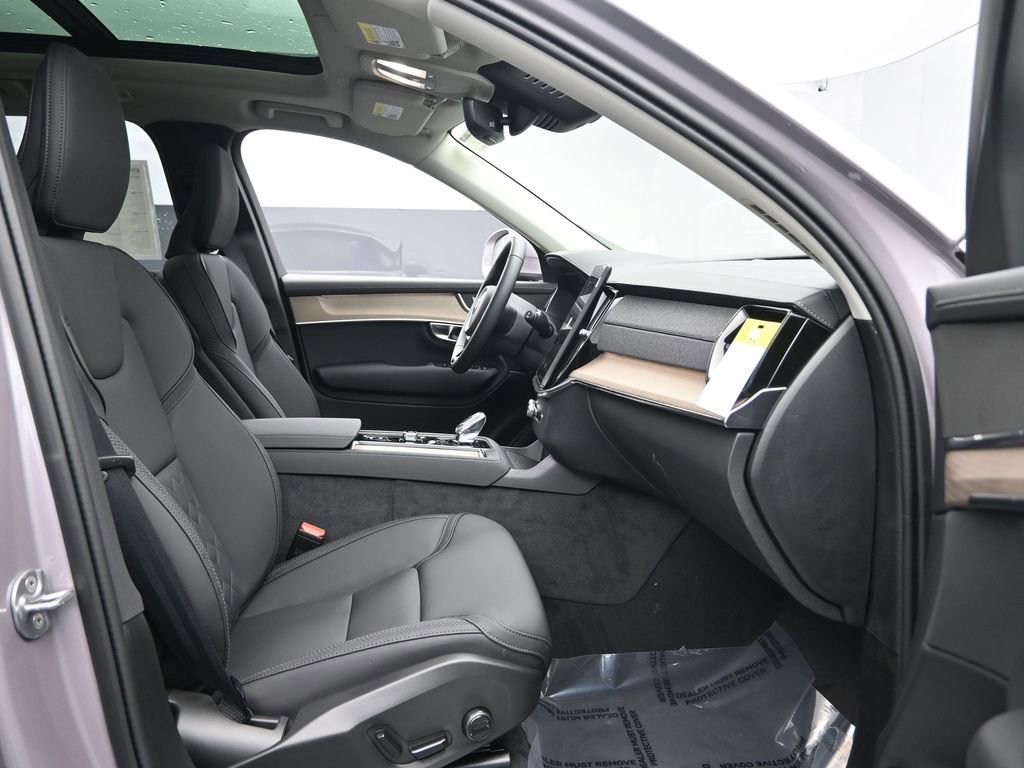 New 2026 Volvo XC90 B5 Plus image 27