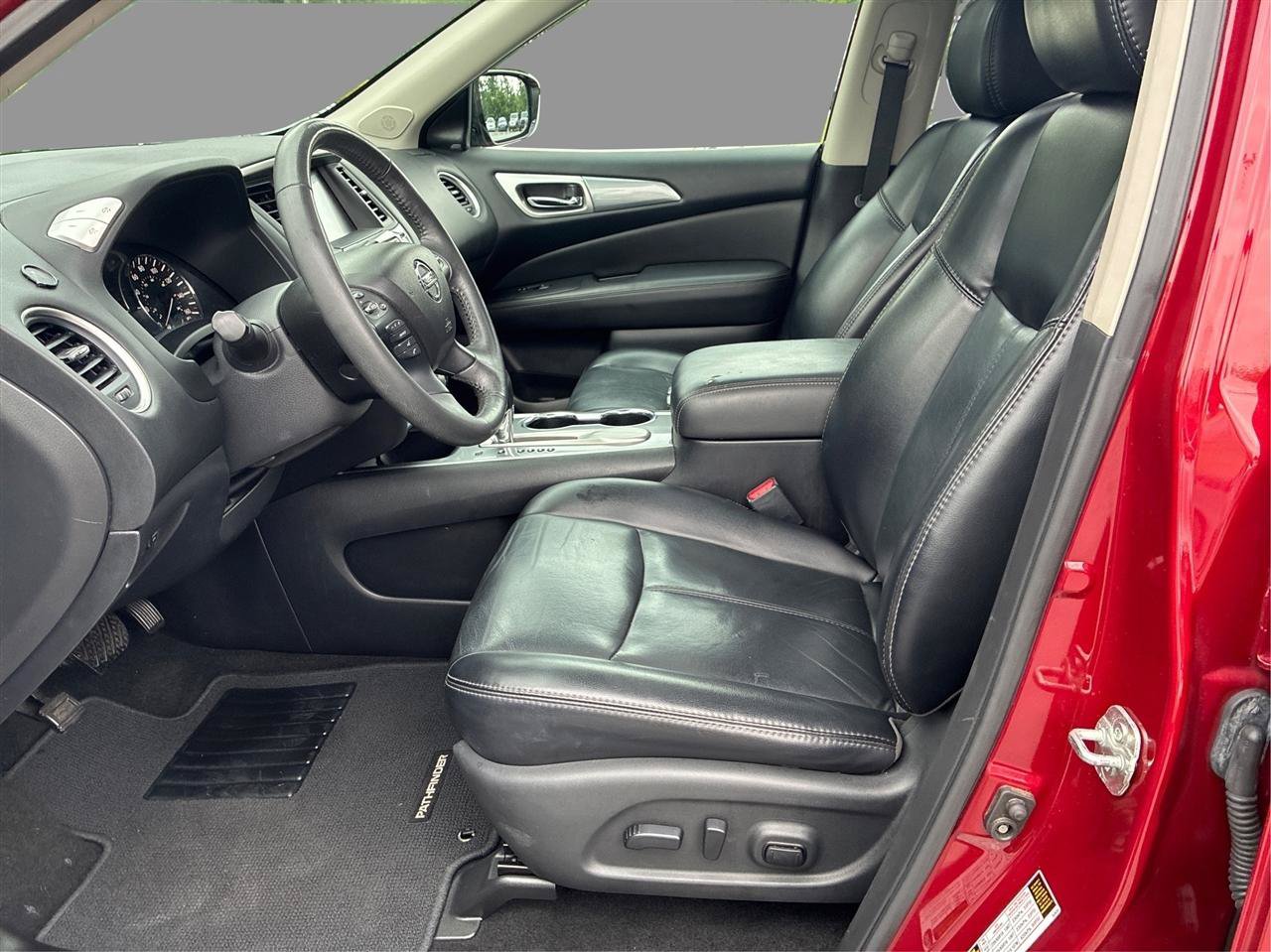 Used 2017 Nissan Pathfinder SL w/ SL Premium Package FWD image 11