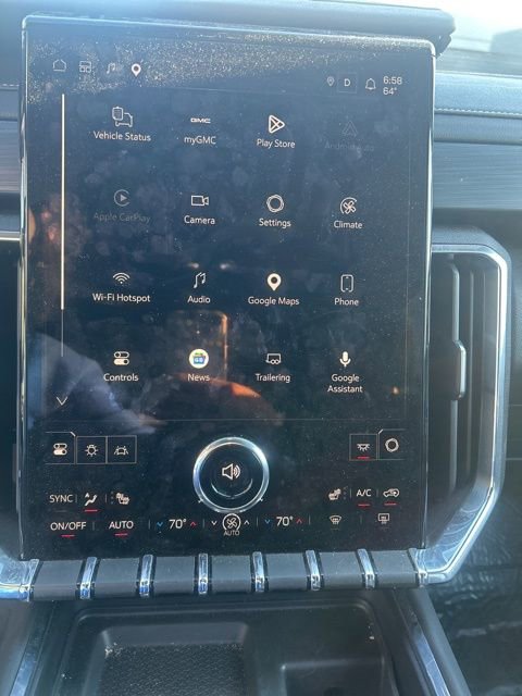 Used 2025 GMC Acadia Elevation image 8