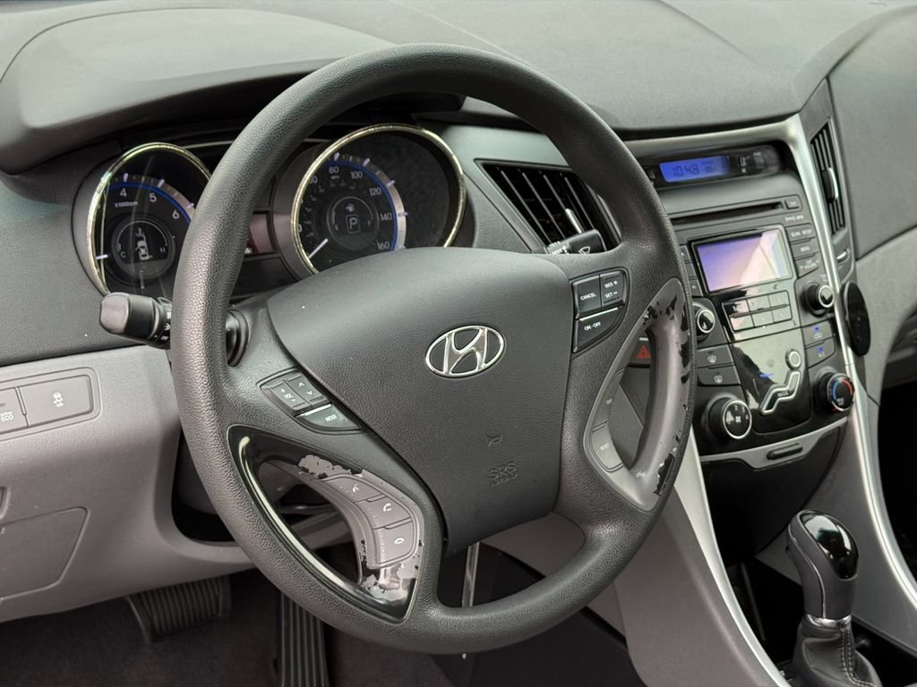 Used 2013 Hyundai Sonata GLS w/ Popular Equipment Pkg FWD image 20