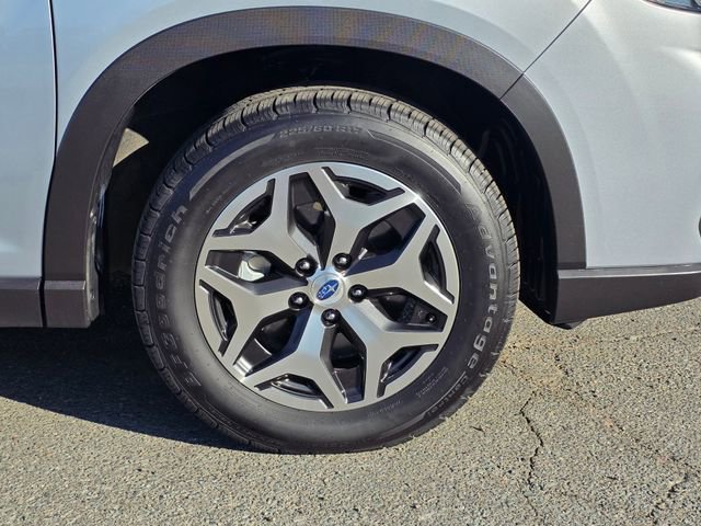 Used 2020 Subaru Forester Premium image 7
