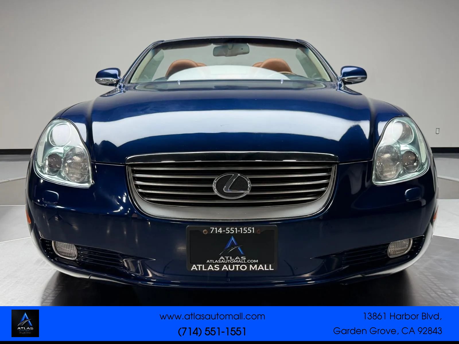 Used 2004 Lexus SC 430 Convertible w/ Preferred Accessory Pkg RWD image 3