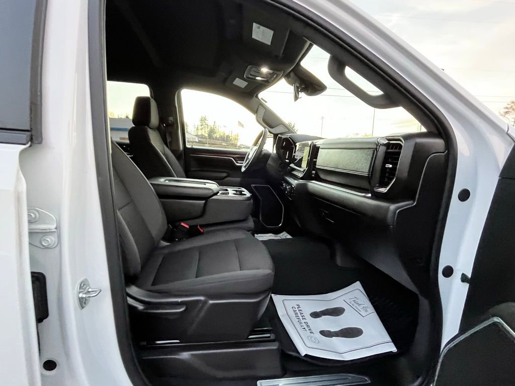 Used 2025 Chevrolet Silverado 1500 LT image 19
