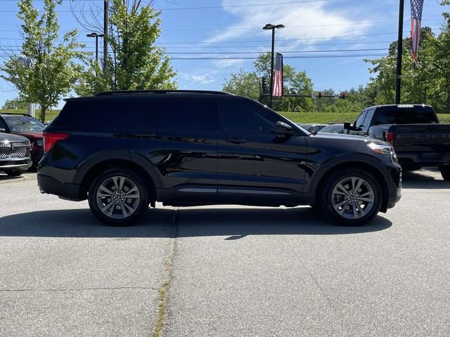 Certified 2023 Ford Explorer XLT w/ Equipment Group 202A AWD/4WD image 6
