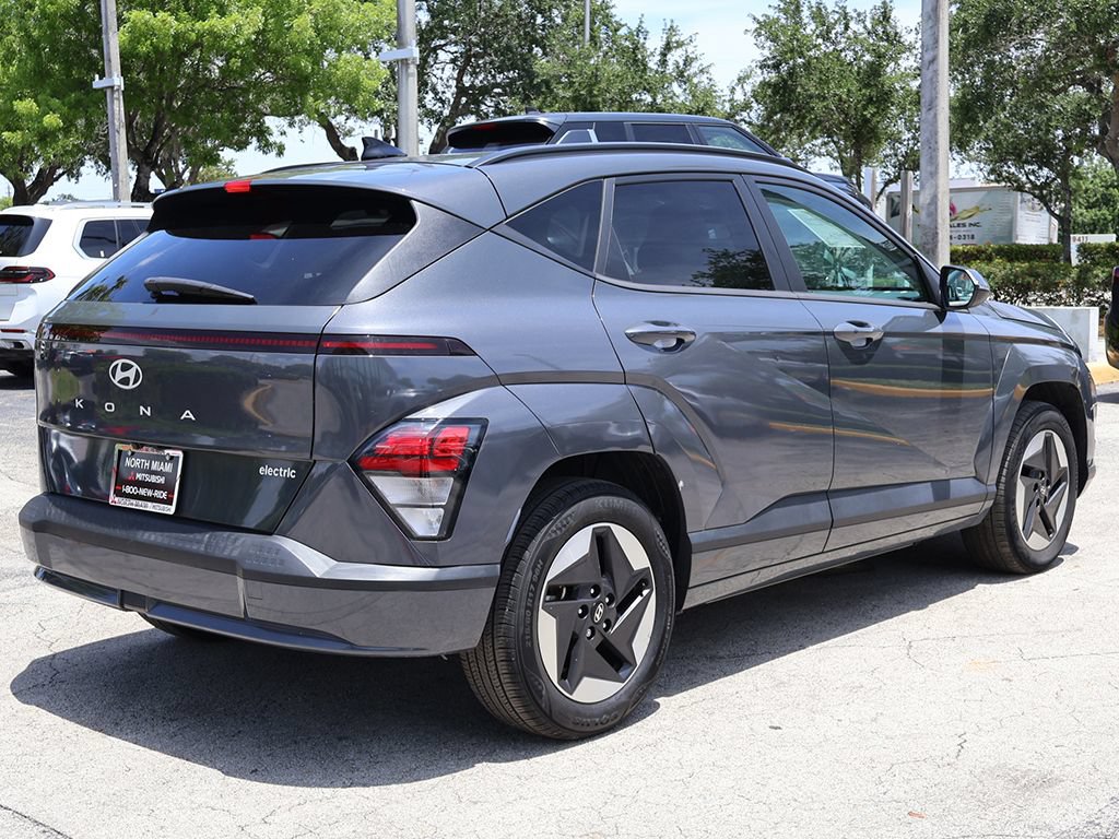Used 2024 Hyundai Kona SEL FWD image 8