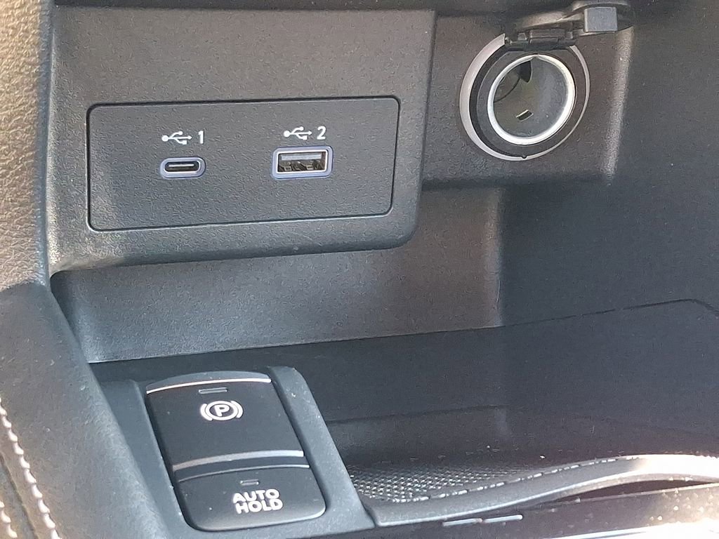 Certified 2023 Nissan Kicks SV FWD image 23