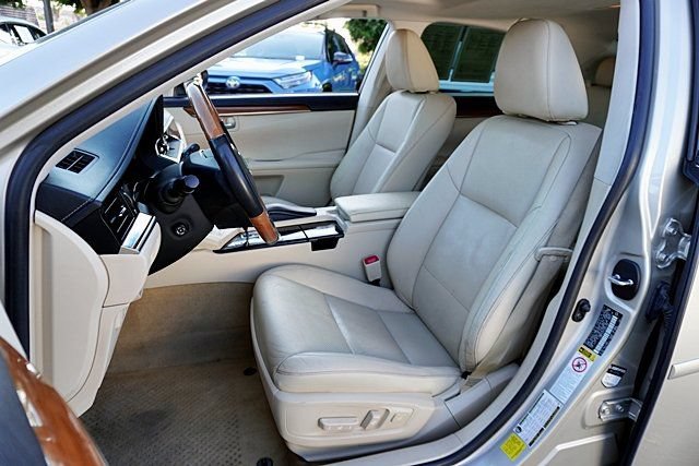 Used 2014 Lexus ES 300h w/ Luxury Package w/Bamboo Trim FWD image 22