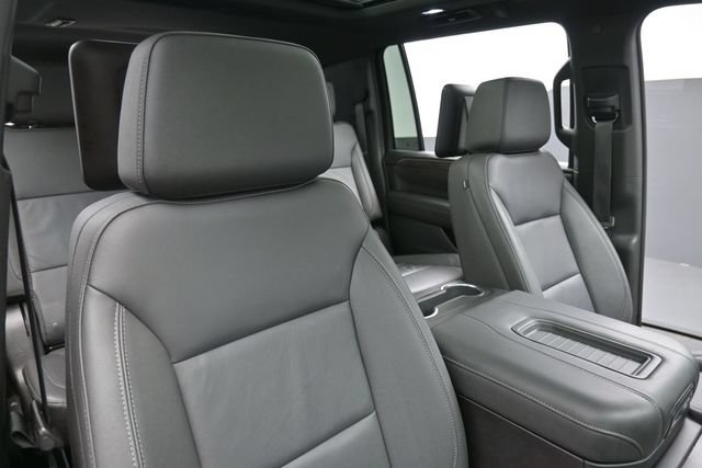 Used 2024 Chevrolet Suburban Z71 w/ Off-Road Capability Package AWD/4WD image 30