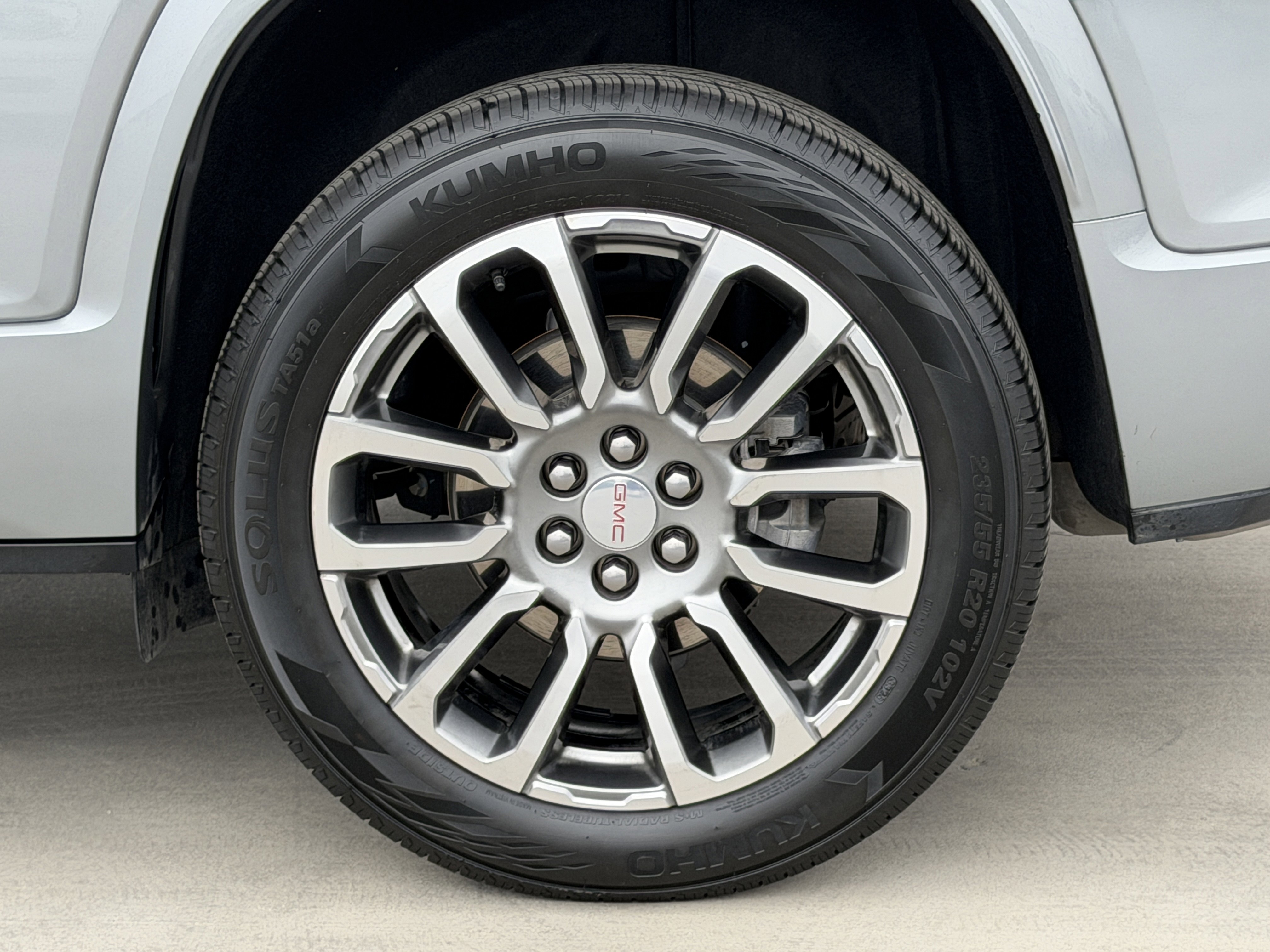 Used 2023 GMC Acadia Denali FWD image 14