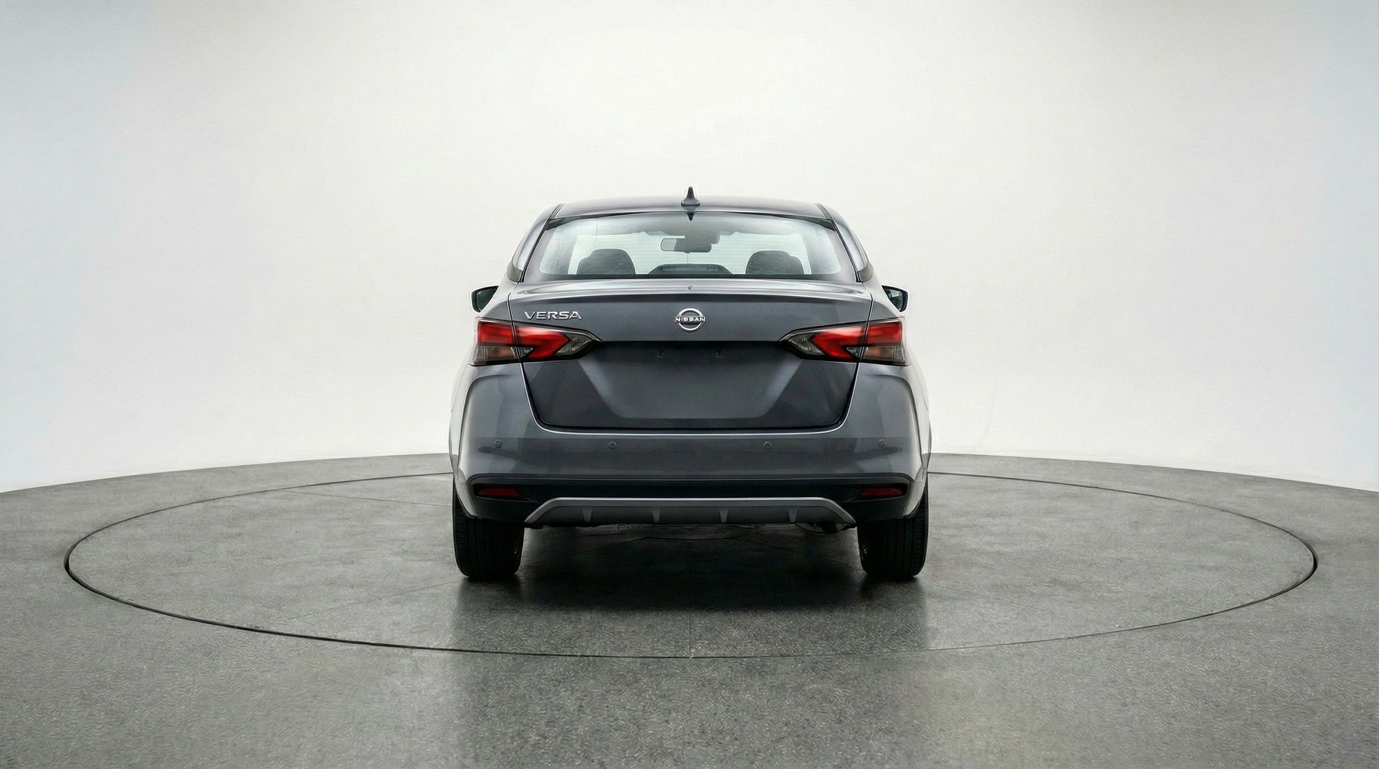 Used 2025 Nissan Versa SV image 7