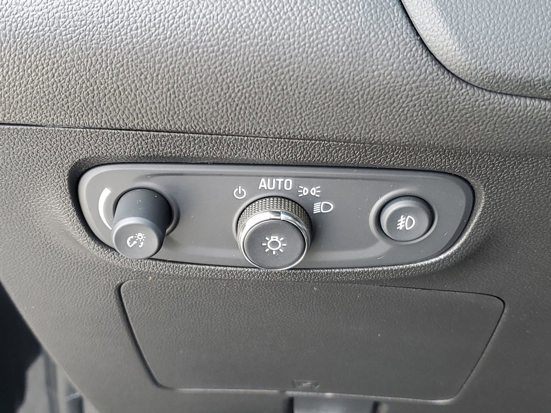 Used 2022 Buick Encore GX Select image 23