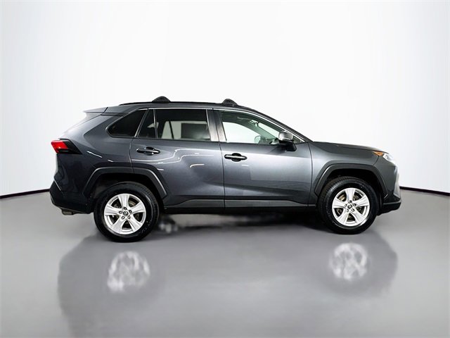 Used 2019 Toyota RAV4 XLE image 9