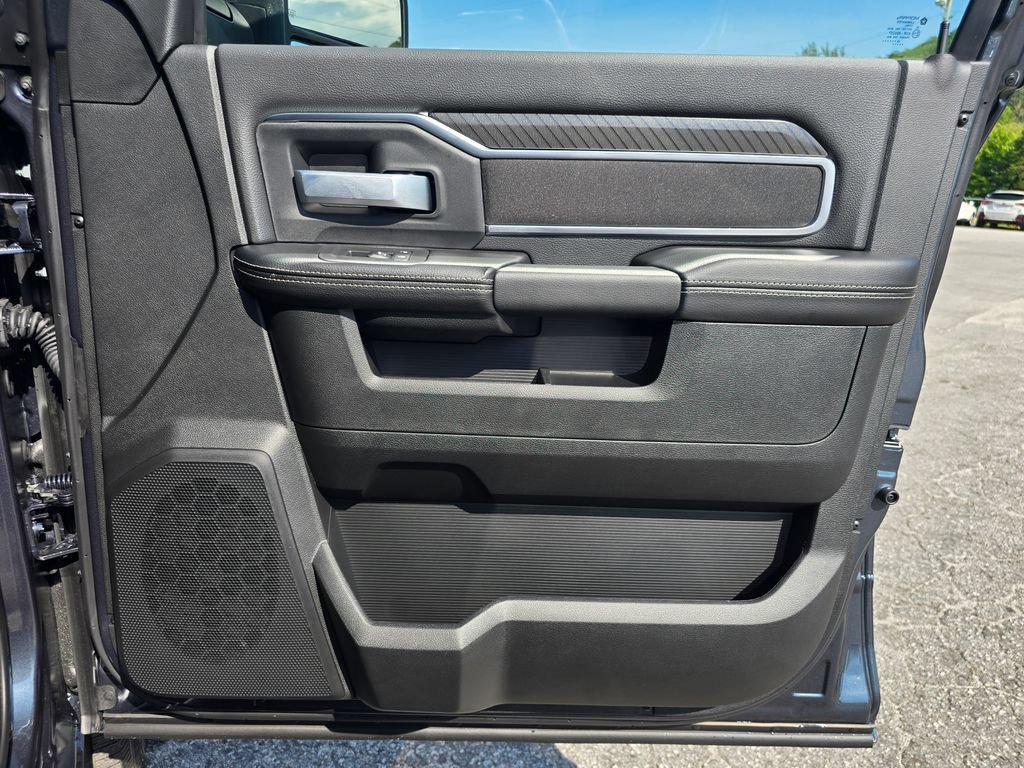 New 2027 RAM 2500 Big Horn AWD/4WD image 36