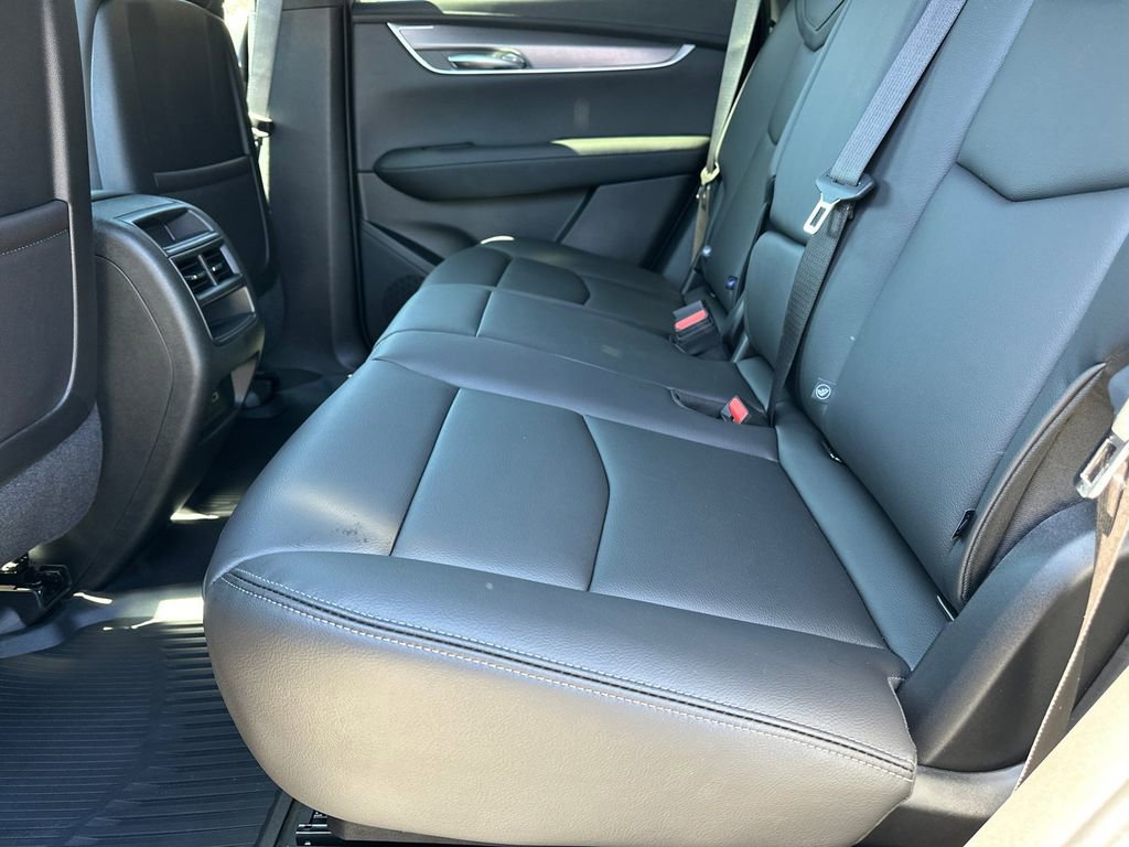 New 2026 Cadillac XT5 Luxury w/ LPO, Floor Liner Package image 20