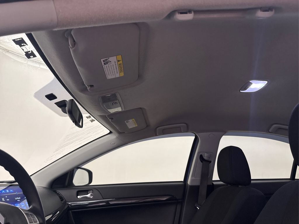 Used 2016 Mitsubishi Lancer ES image 40