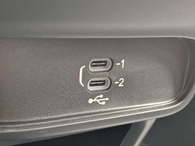 New 2026 Chrysler Voyager LX FWD image 21