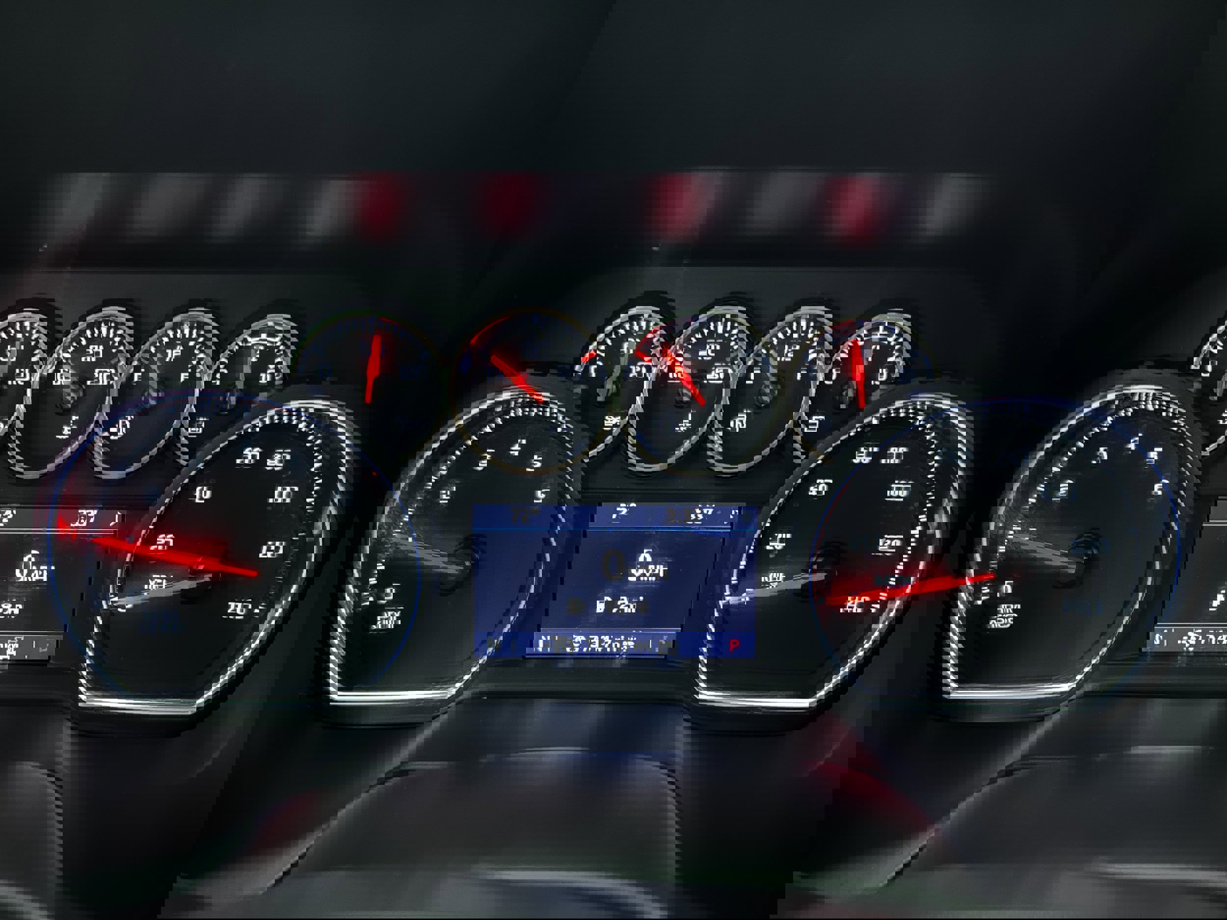 Used 2021 Chevrolet Suburban Z71 AWD/4WD image 16